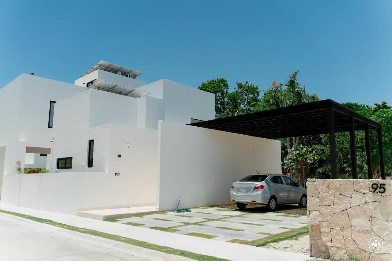 Villa Casa Agua Akumal Mexico